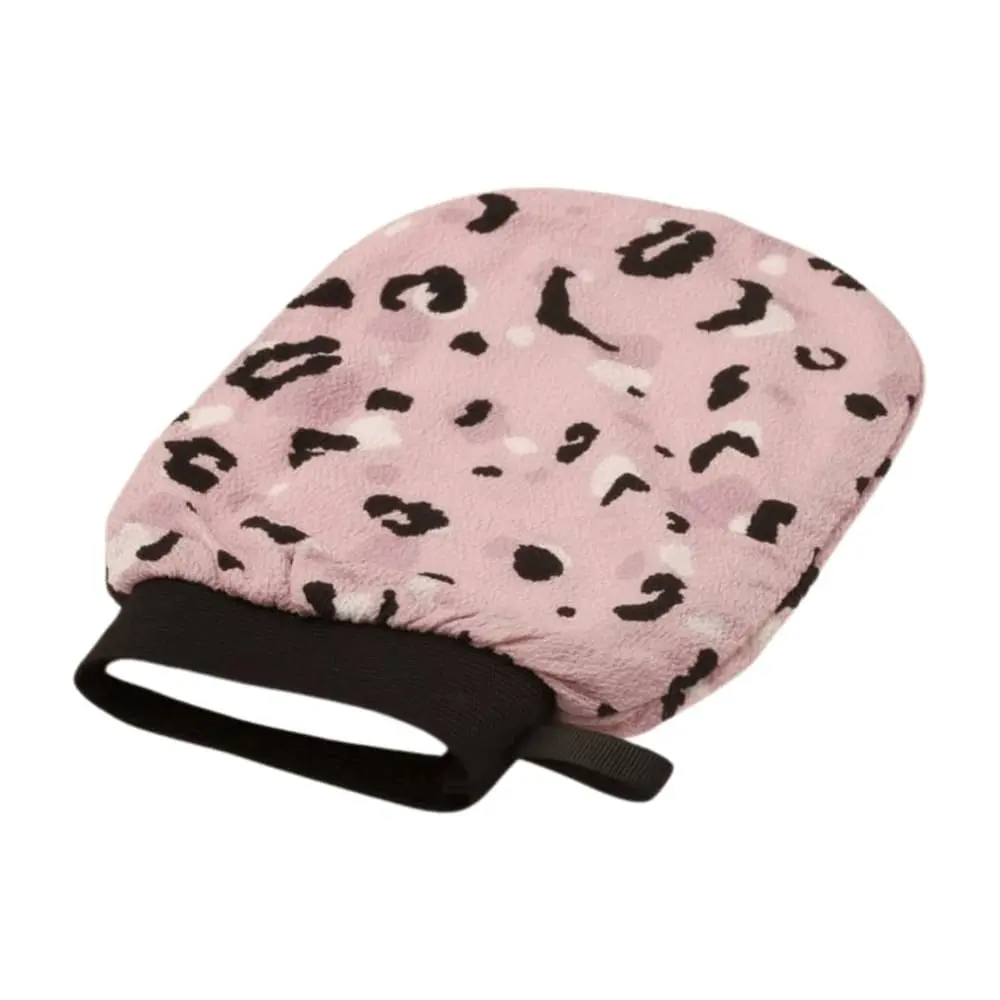 Side profile of leopard pattern viscose exfoliating hammam shower mitt for body scrubbing